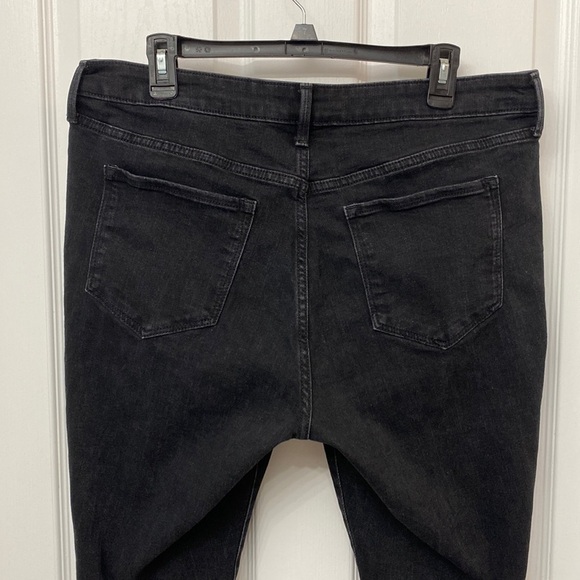𝅺Old Navy Women’s Pop Icon Skinny Mid Rise Black Jeans Size 16 - Picture 7 of 11